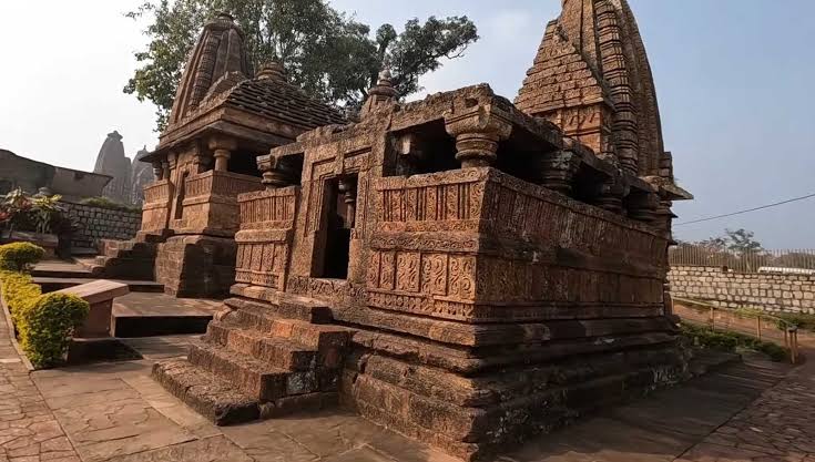 Best Jabalpur Bhedaghat Tour Package 2026: Marble Rocks & Dhuandhar Falls Guide